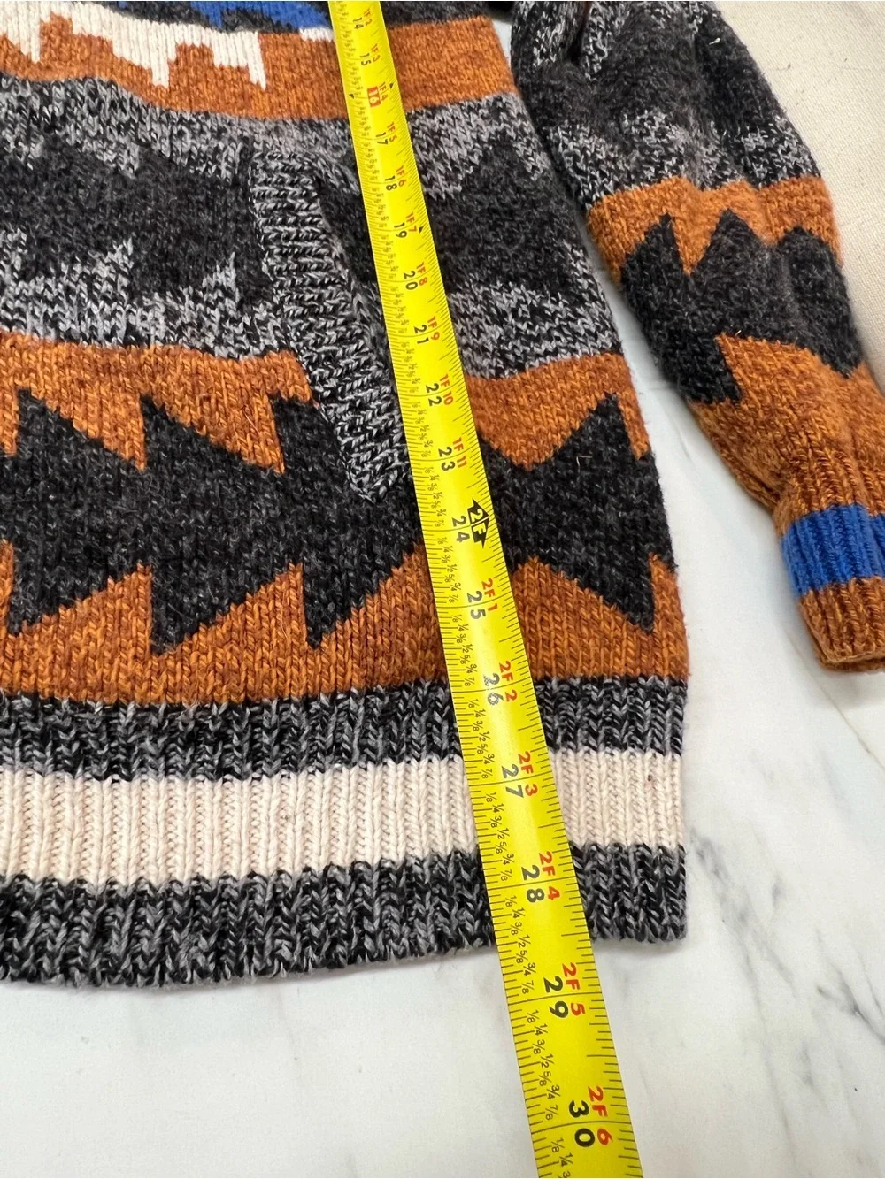 American eagle zip up sweater Aztec design pockets large shawl collar
